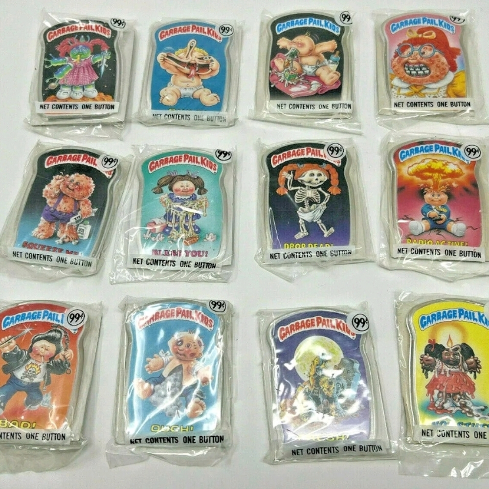 Topps 1986  Garbage Pail Kids Buttons  12 Piece Full Set